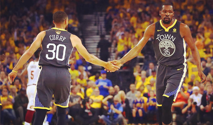 客战阿森纳时拜仁仅创造0.65个预期进球，为本赛季最低（拜仁客场对阿森纳仅有0.65预期进球，创本季新低）