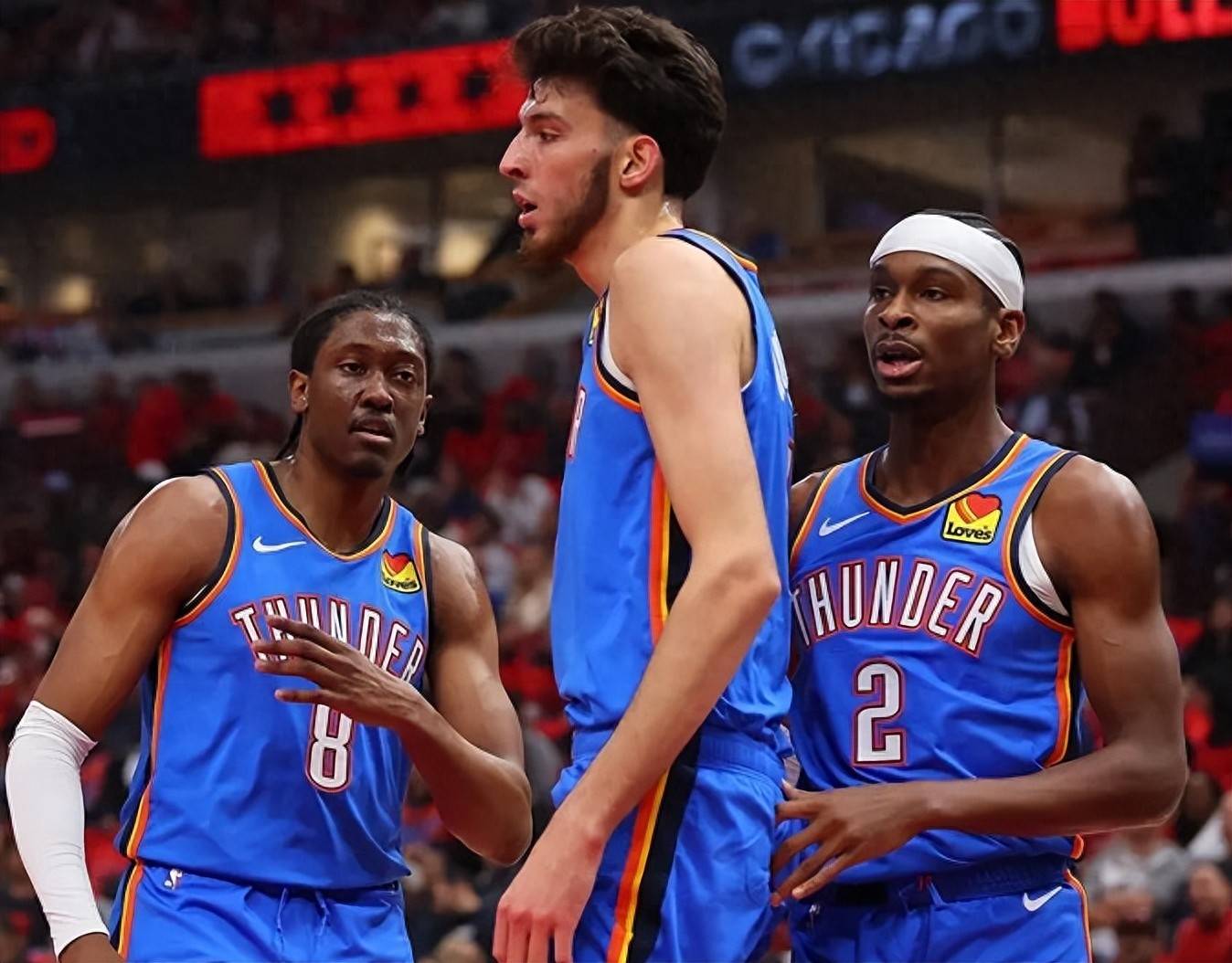 弗罗因德：球队展现了能量和韧性，我非常欣赏这样的胜利（弗罗因德：球队的能量与韧性尽显，这样的胜利让我非常满意）