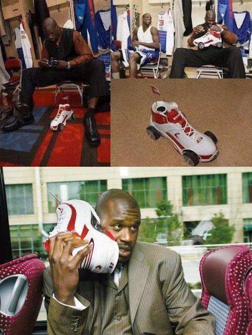 掘金主场有几位小球迷举牌支持威少：拉塞尔拿MVP（掘金主场小球迷举牌力挺威少：齐喊拉塞尔是MVP）